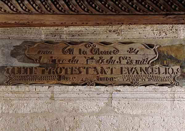 Talcy-cheminee- salle-des-gardes