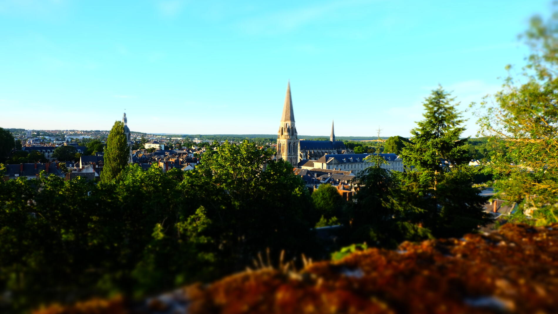 Vue du château de Vendôme