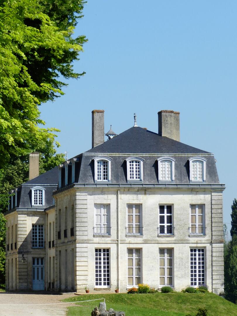 Château de Rochambeau à Thoré-la-Rochette