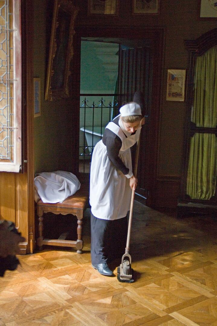 galere-visite-louise-chateau-montpoupon