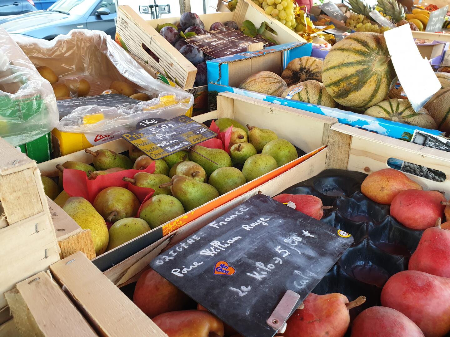 Lundi matin, le marché à Villaines-la-Juhel