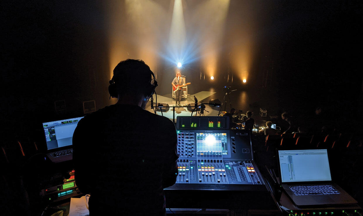Tranzistor émission live