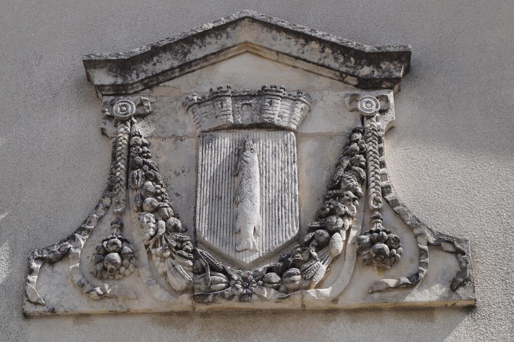 Blason_Hotel_de_Ville_Lucon_85-PCU
