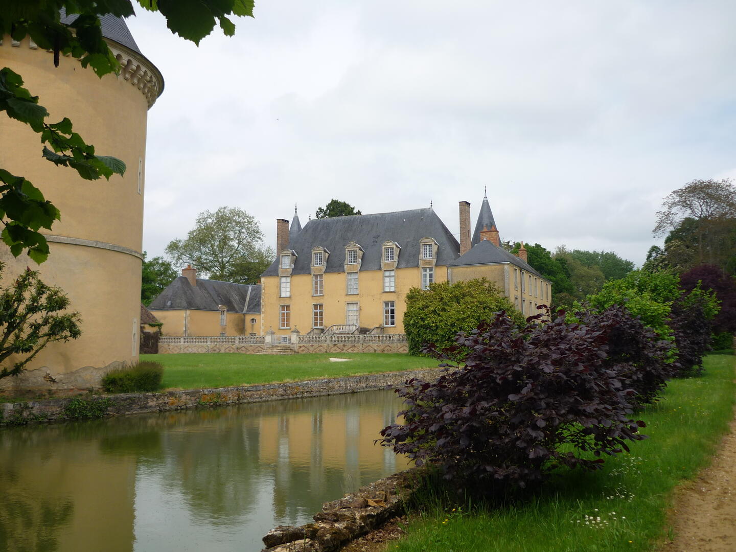 Courcival - Château - Courcival