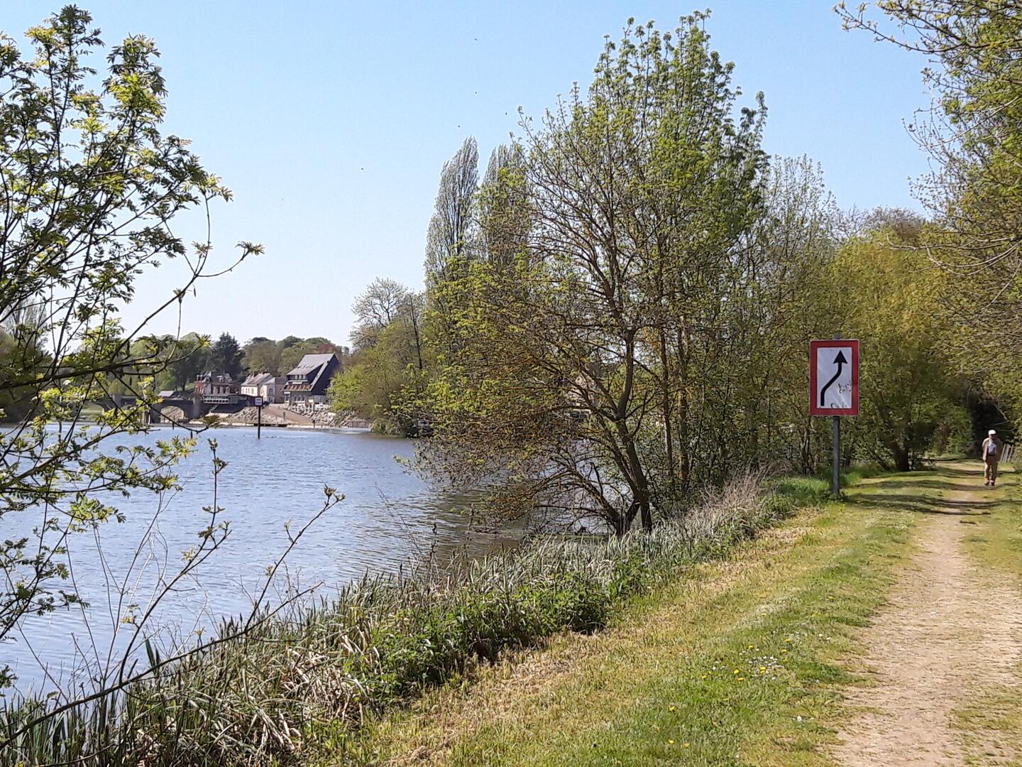 HALAGE - CHÂTEAUNEUF SUR SARTHE