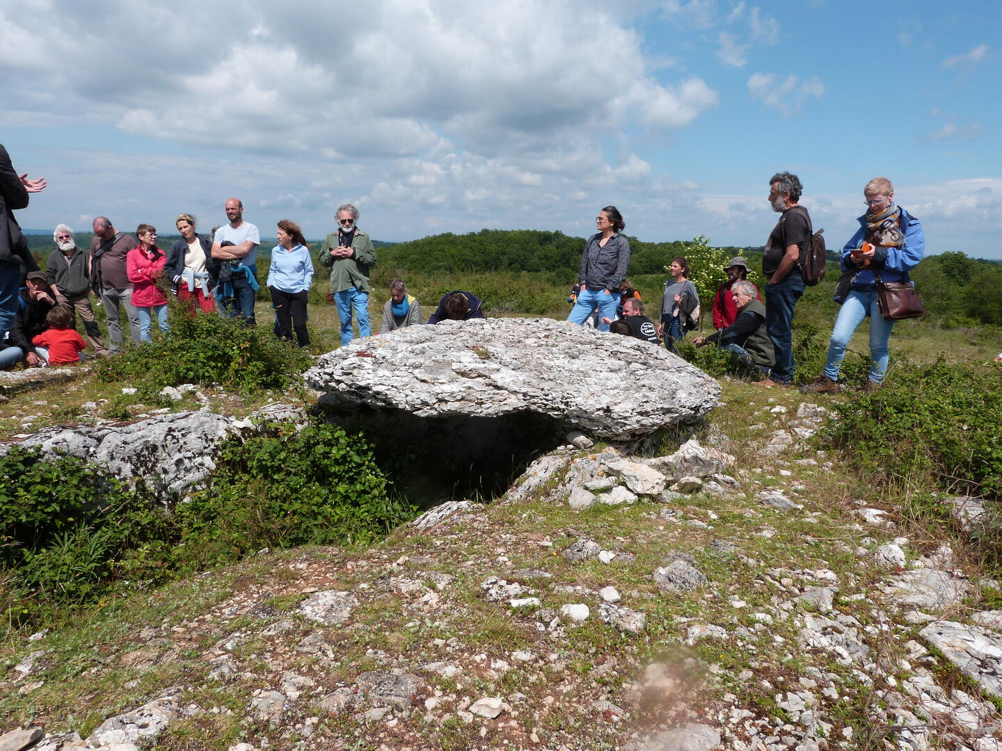 29juin_dolmen-Pech-Laglaire©PMonniaux Bis