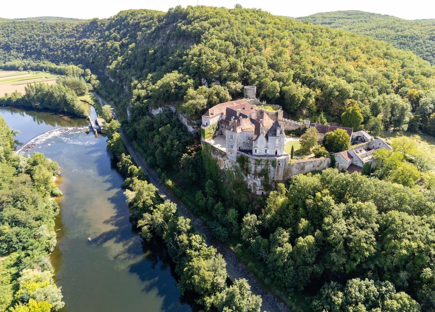 Château de Cénevières