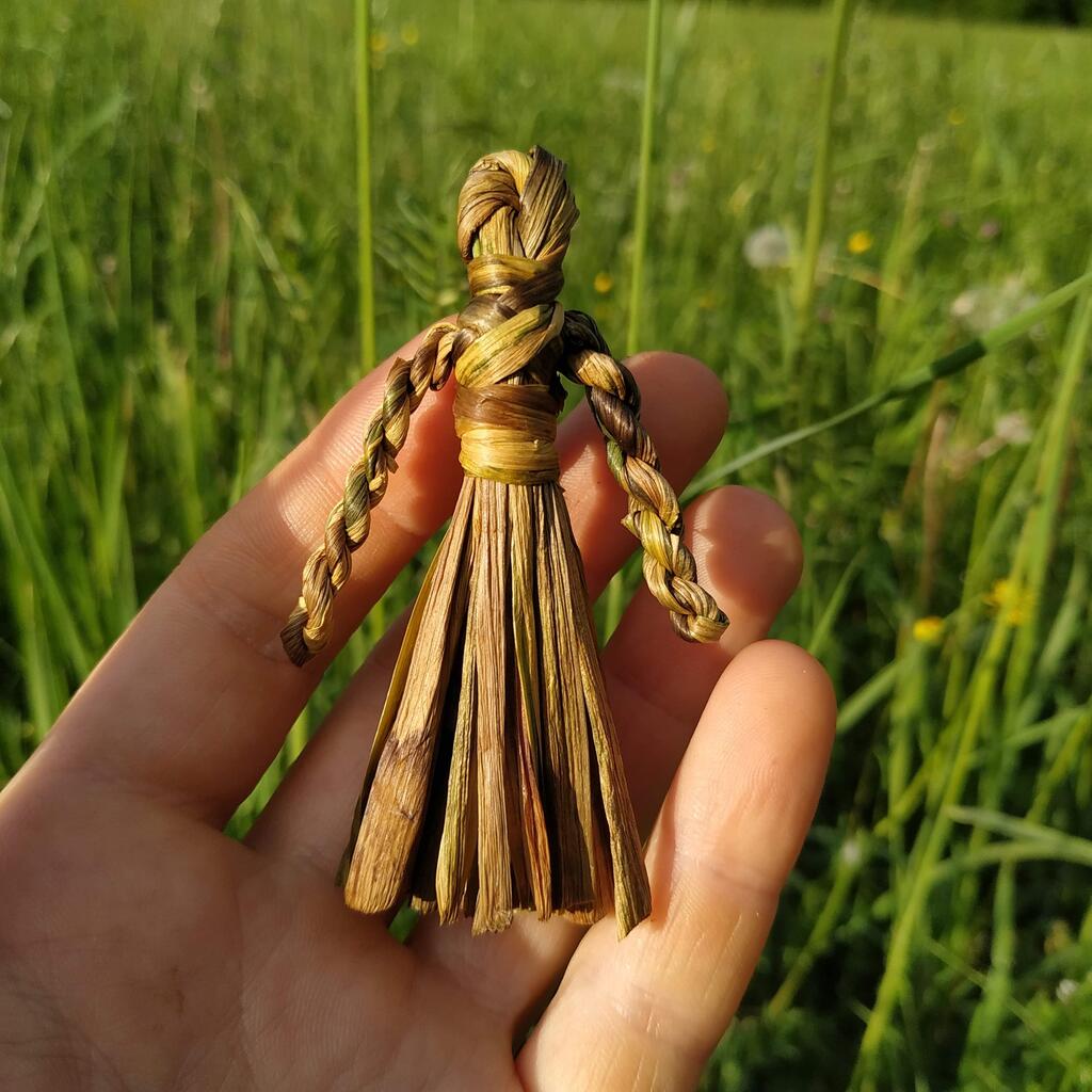 Jouets nature - Le chemin des mains (photo Faustine Leoni)
