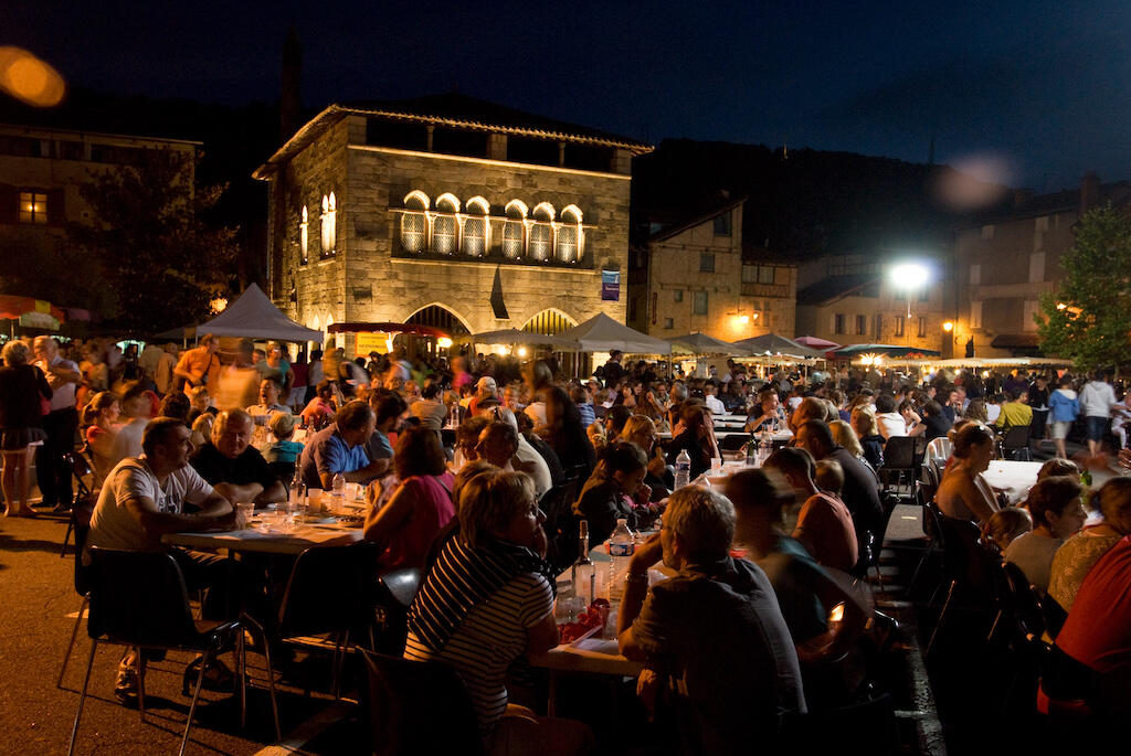 Marché nocturne de Figeac