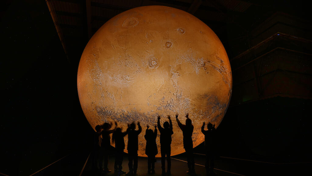Photo by Luke Jerram (1)