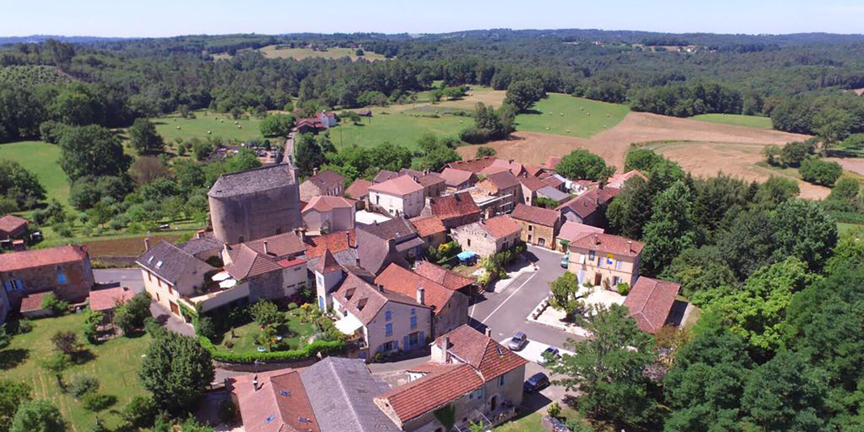 St Caprais vu du ciel@sitemairieStCaprais