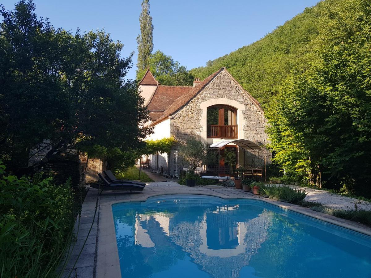 Terrasse et piscine