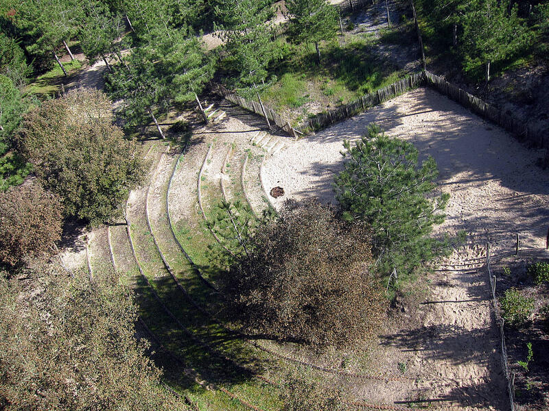 Theatre de Verdure - Ussel - photocerfvolant 2