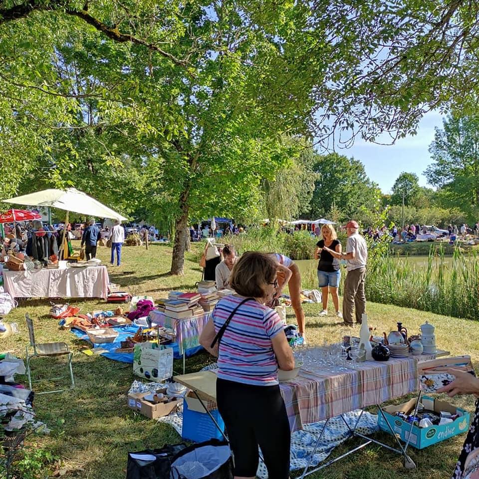Vide grenier Marcenac