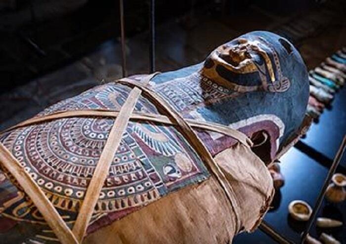 collection-champollion-egypte-musee-champollion-ville-figeac