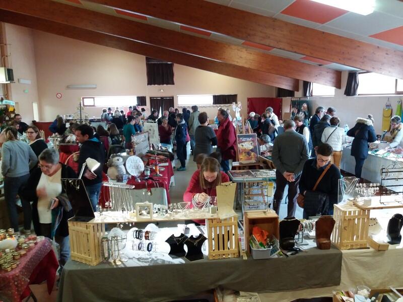 marché de noël lissac et mouret