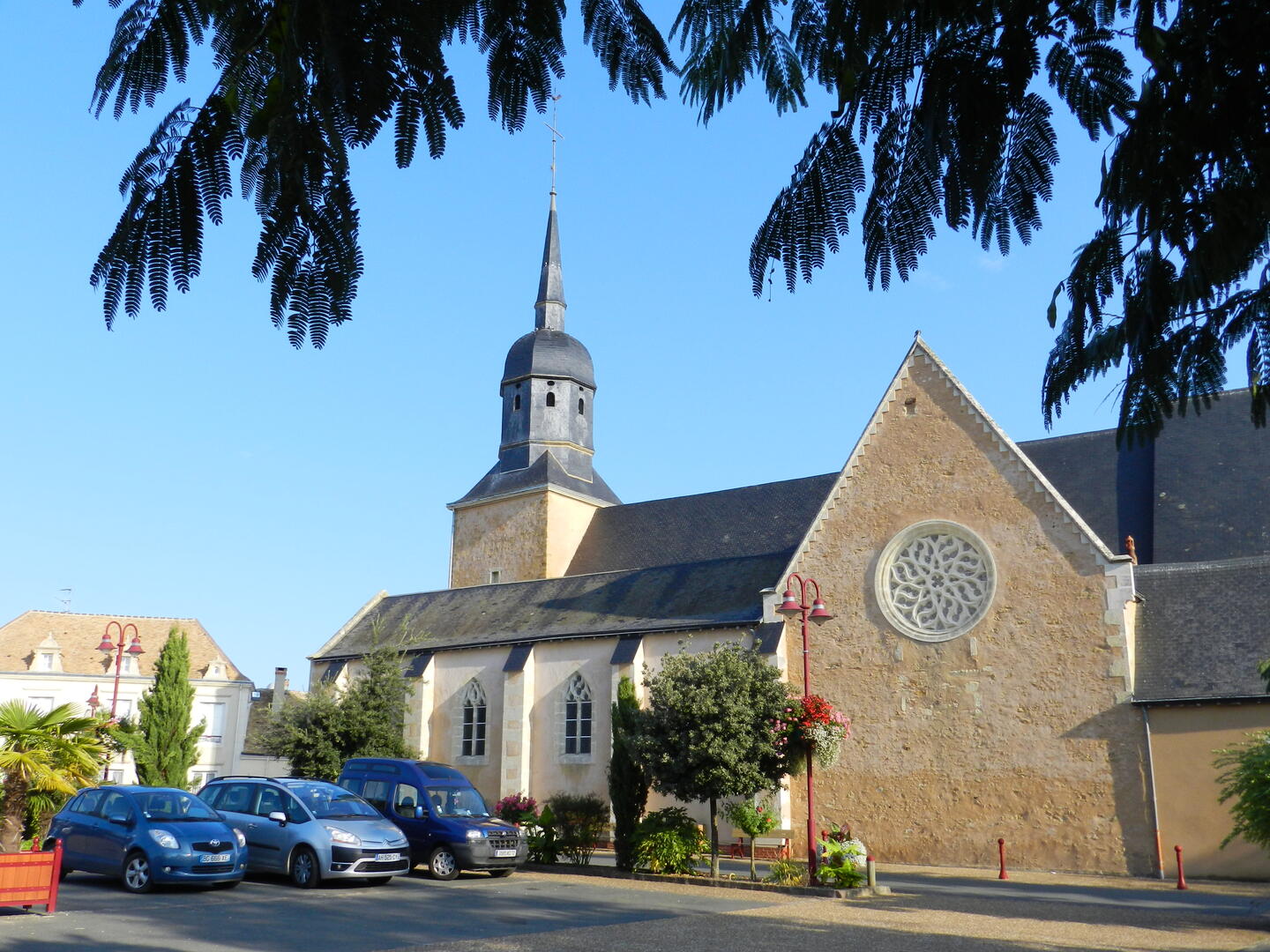 Beaufay eglise ext (18)