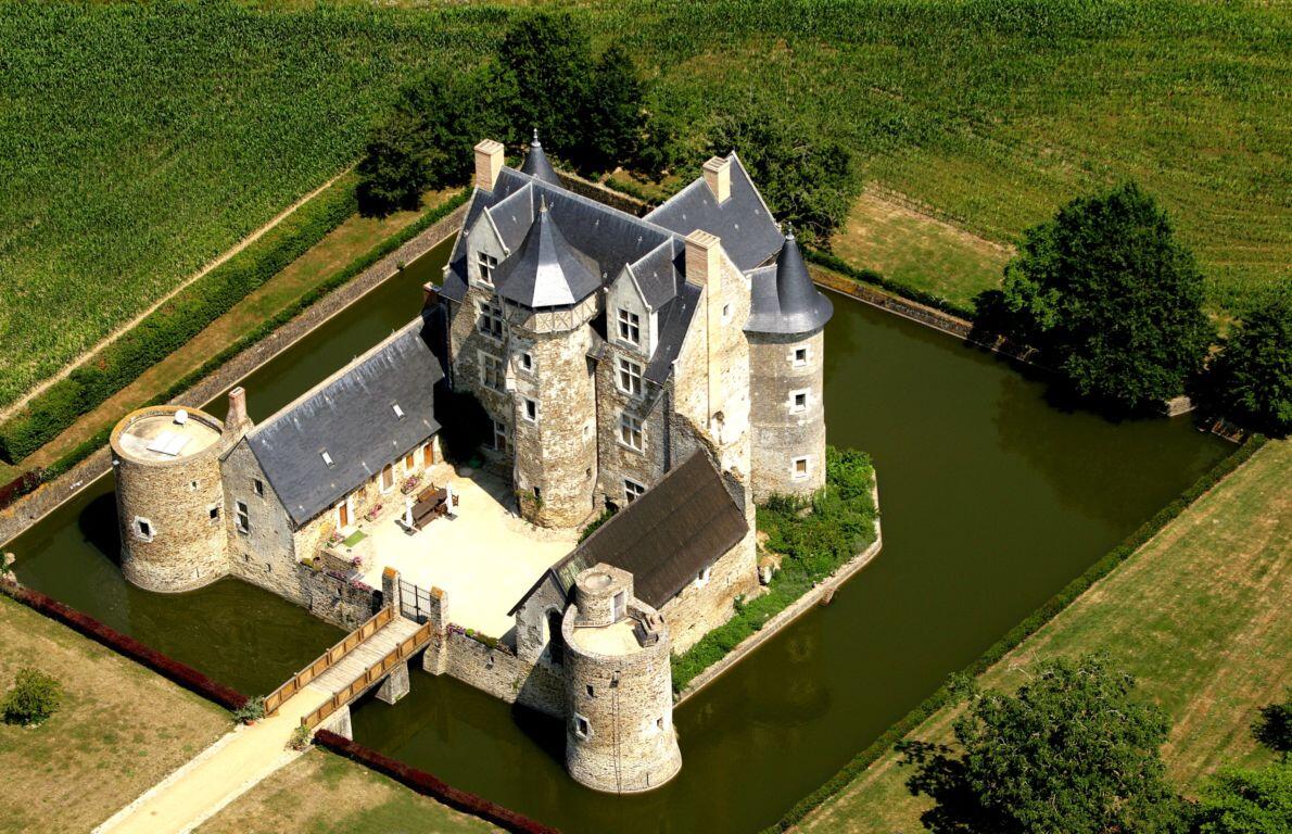 PCU49-chateau-Vaux-Mire