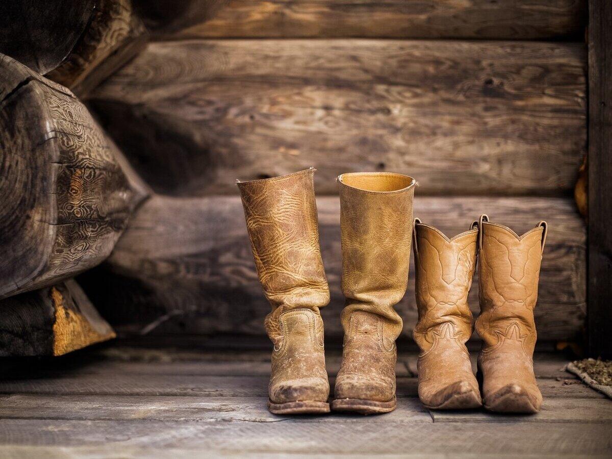 Country 2