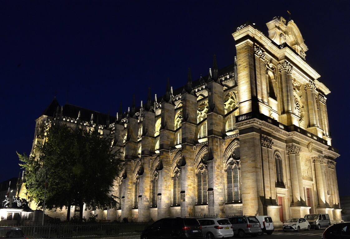 cathedrale-chalons-lumieres-illuminee 220818