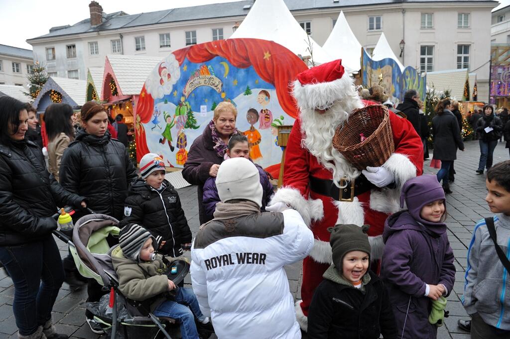 pere-noel-chalons-en-champagne