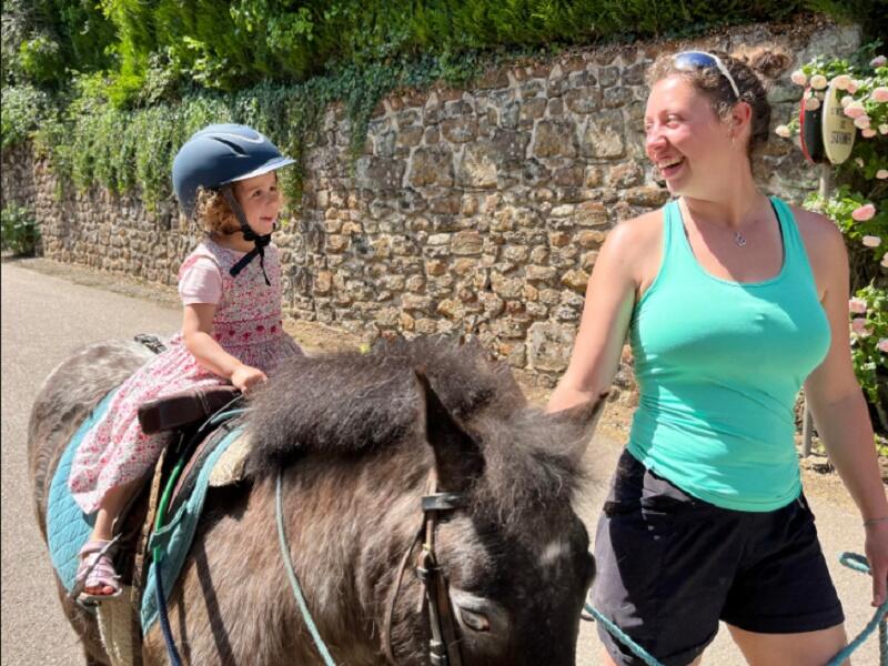 800-PONEY©EFIASCASans titre