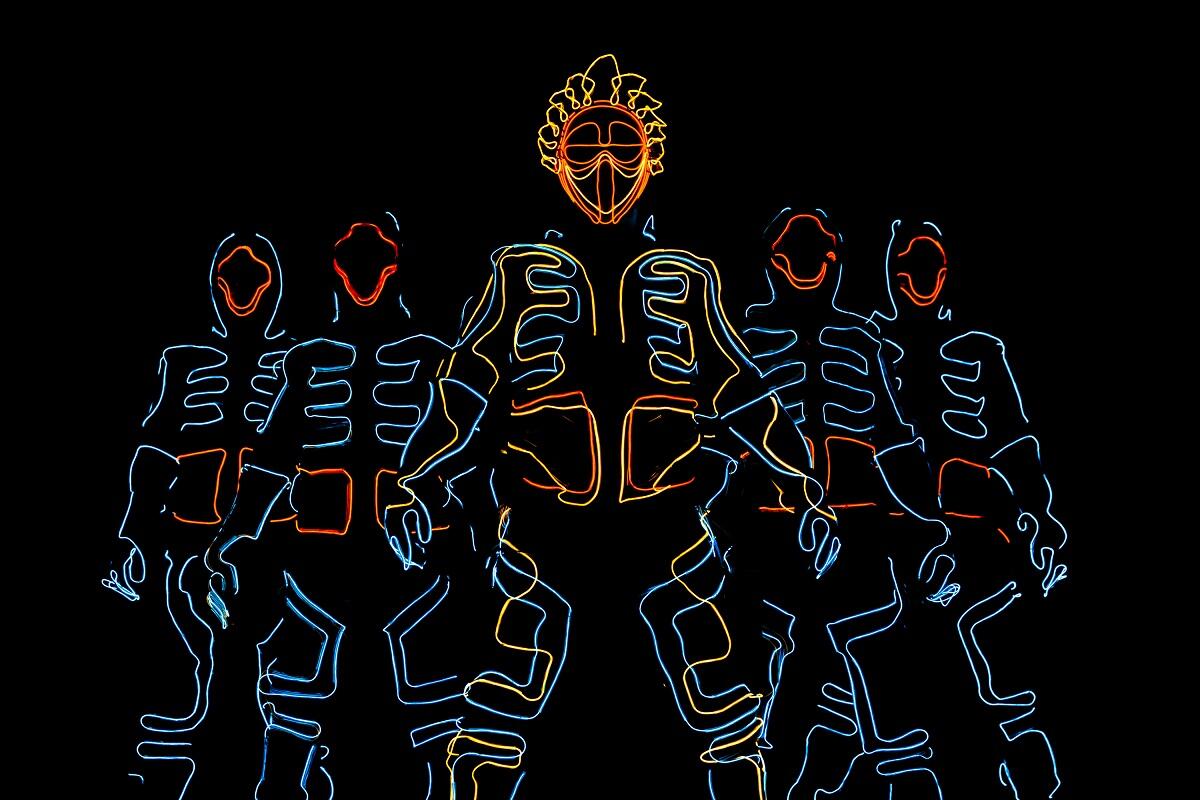 12_Lights In The Dark_Cie El Squad_©BeatBumper