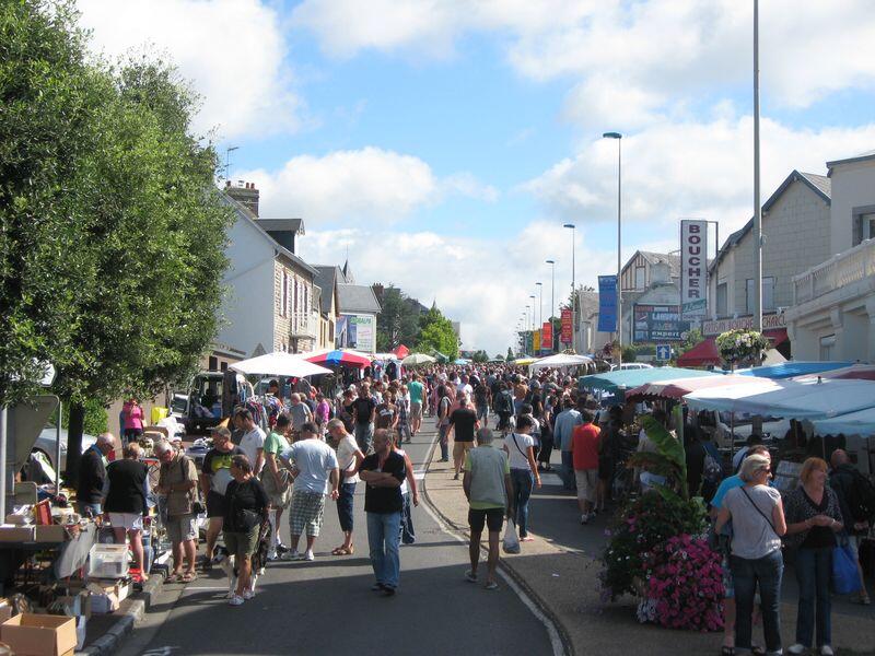 2013-Braderie Donville-Crédit Couasnon (3)