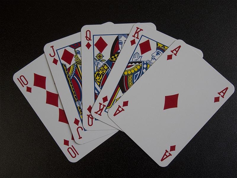 Cartes 800x600©Gina Janosch