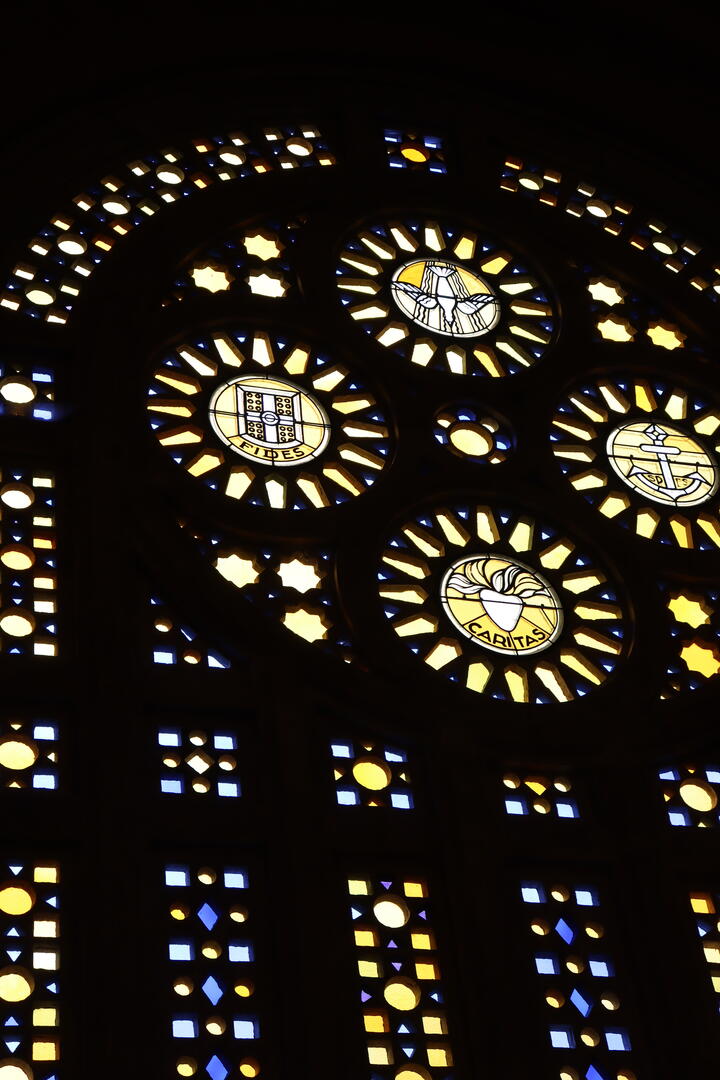 EGLISE_SAINT_JULIEN_DOMFRONT (1)