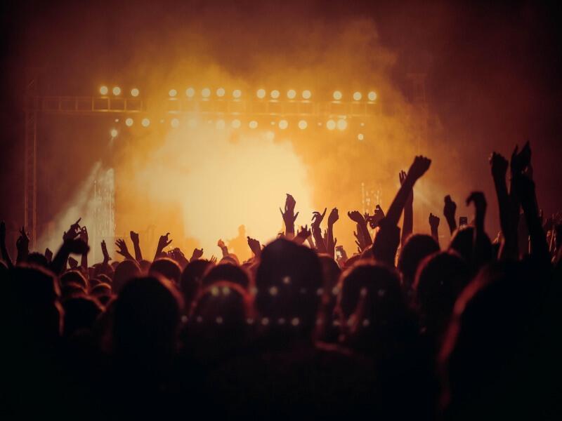 concert-3387324-1920-compressed-2
