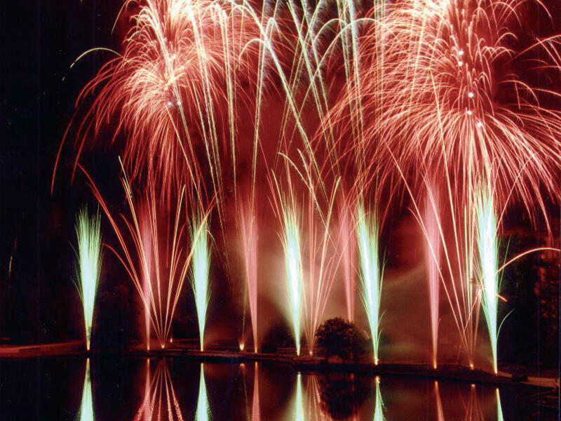 bagnoles-orne-feu-artifice-lac-fete-nationale