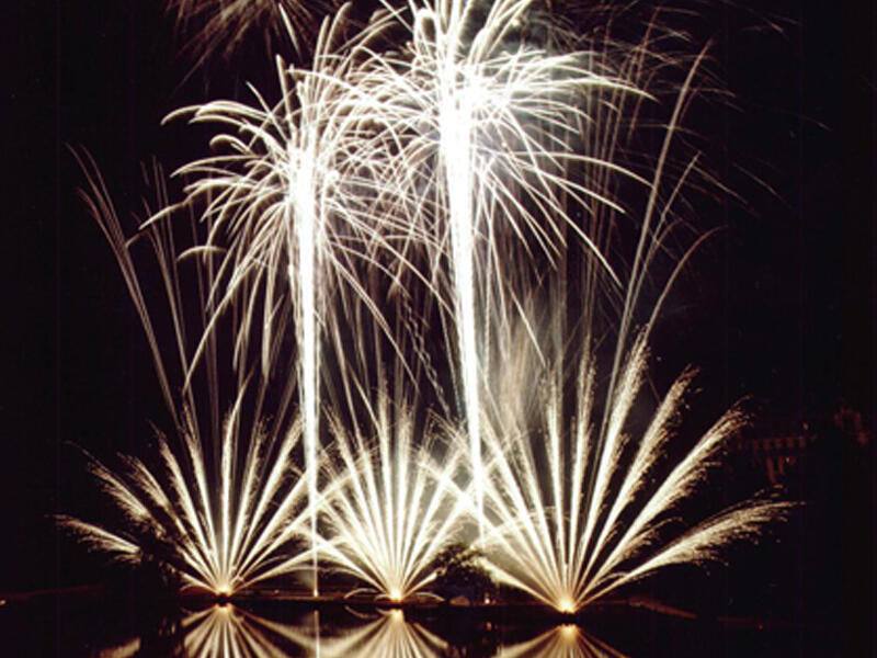 Bagnoles_feu_artifice_lac
