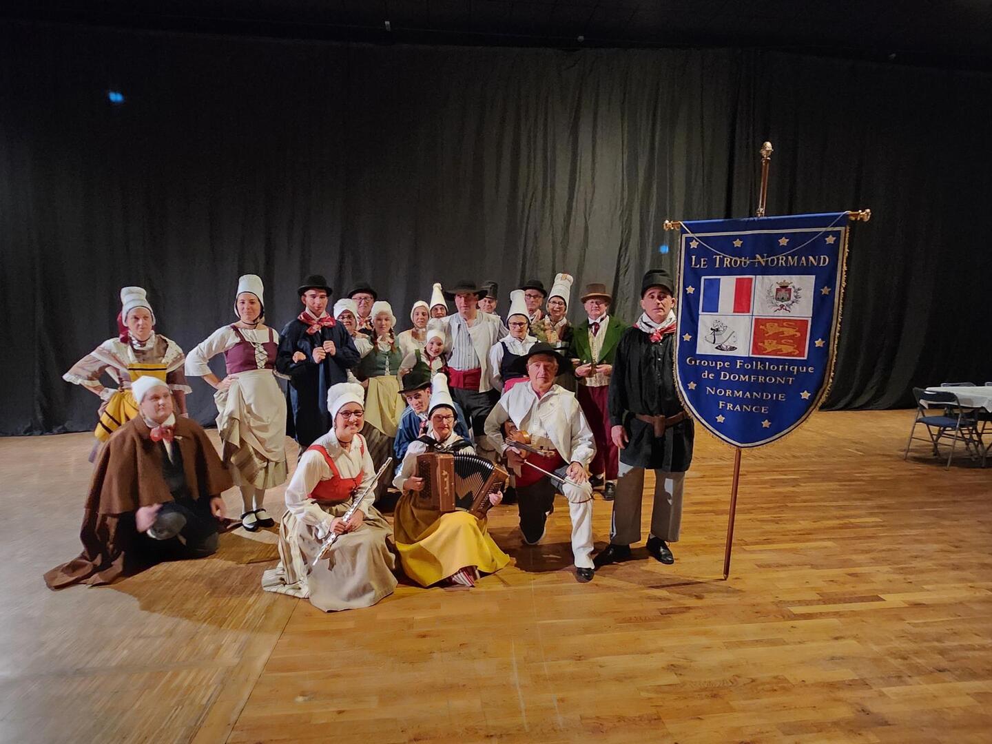 groupe_folklorique_le_trou_normand