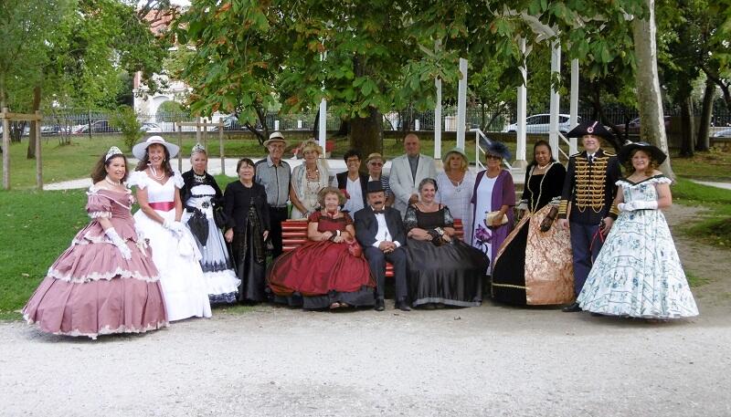 VISITE VILLE HIVER TROUPE