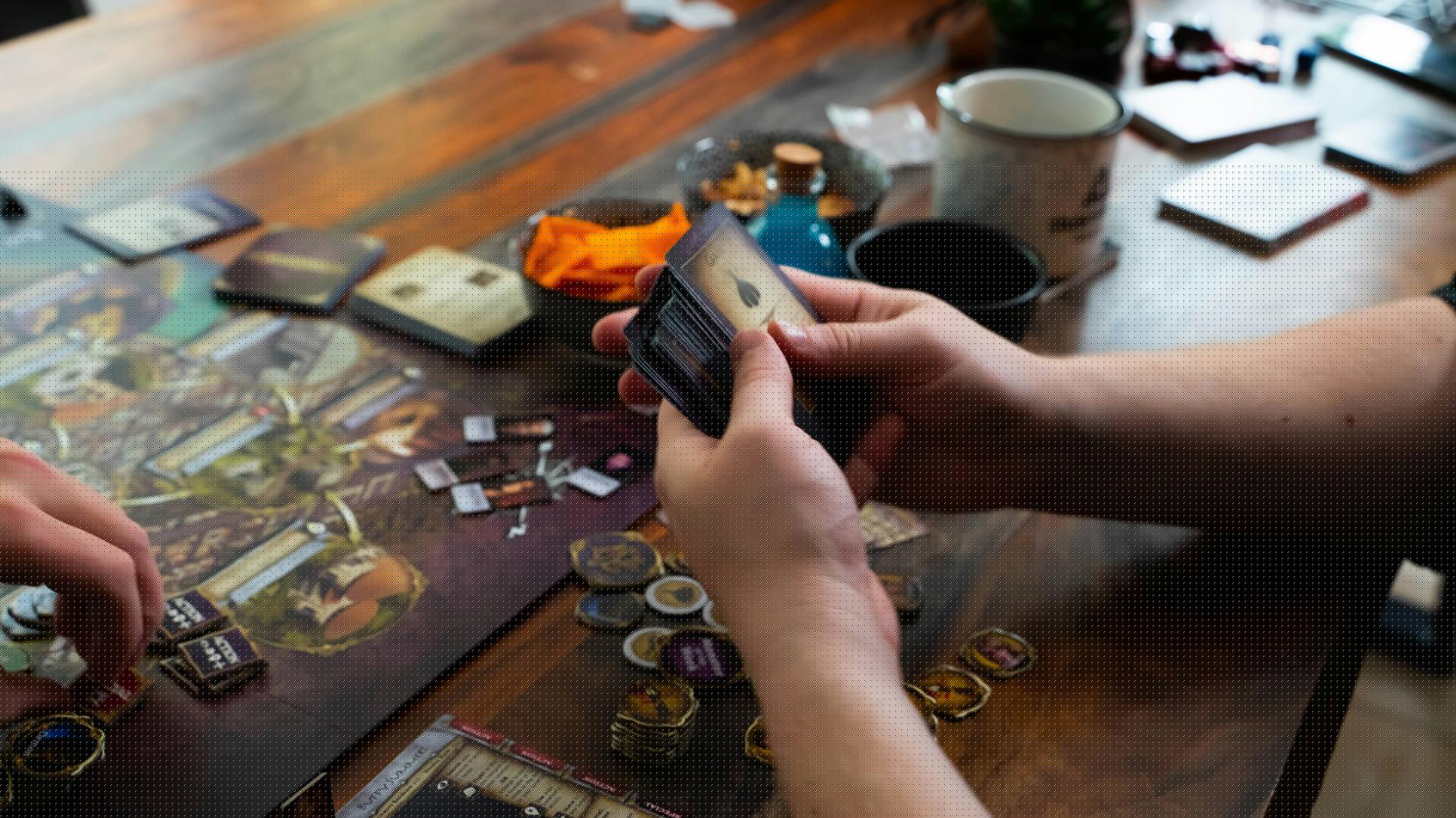 2h-media-AJMaoNmHuMA-unsplash