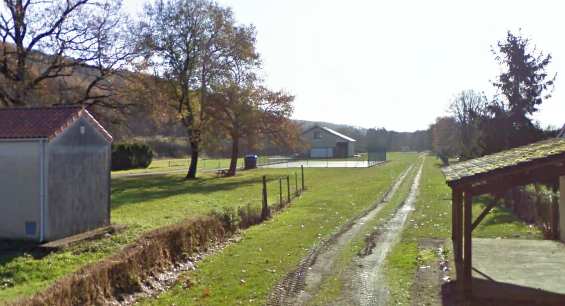 Aire de pique-nique - Ancienne gare de Moussac