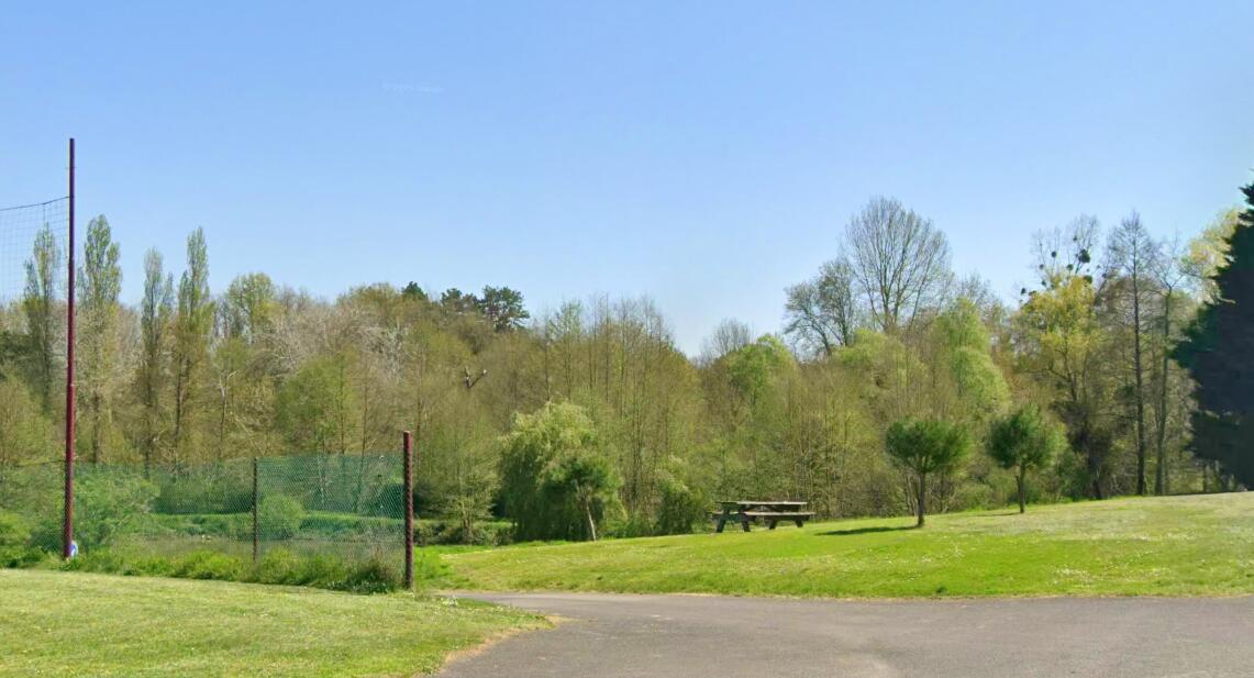 Aire de pique-nique - Plan d'eau de Verrières