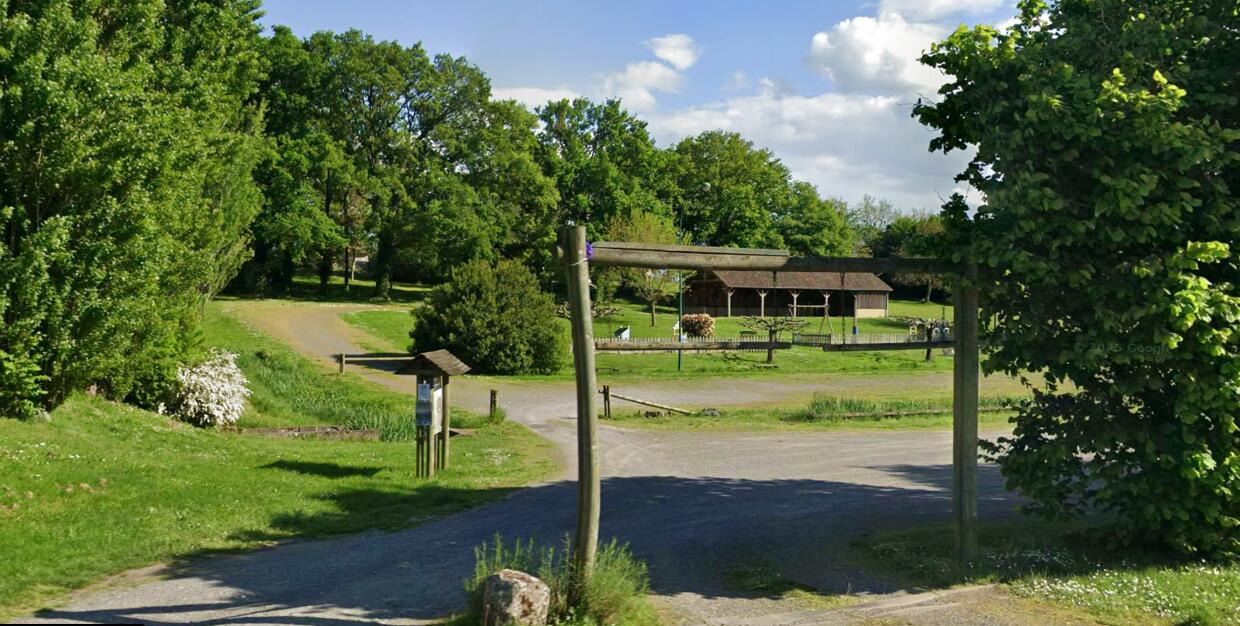 Aire de pique-nique - Leignes-sur-Fontaine