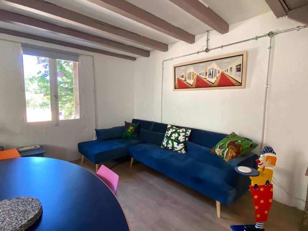 La Grande Petite Maison