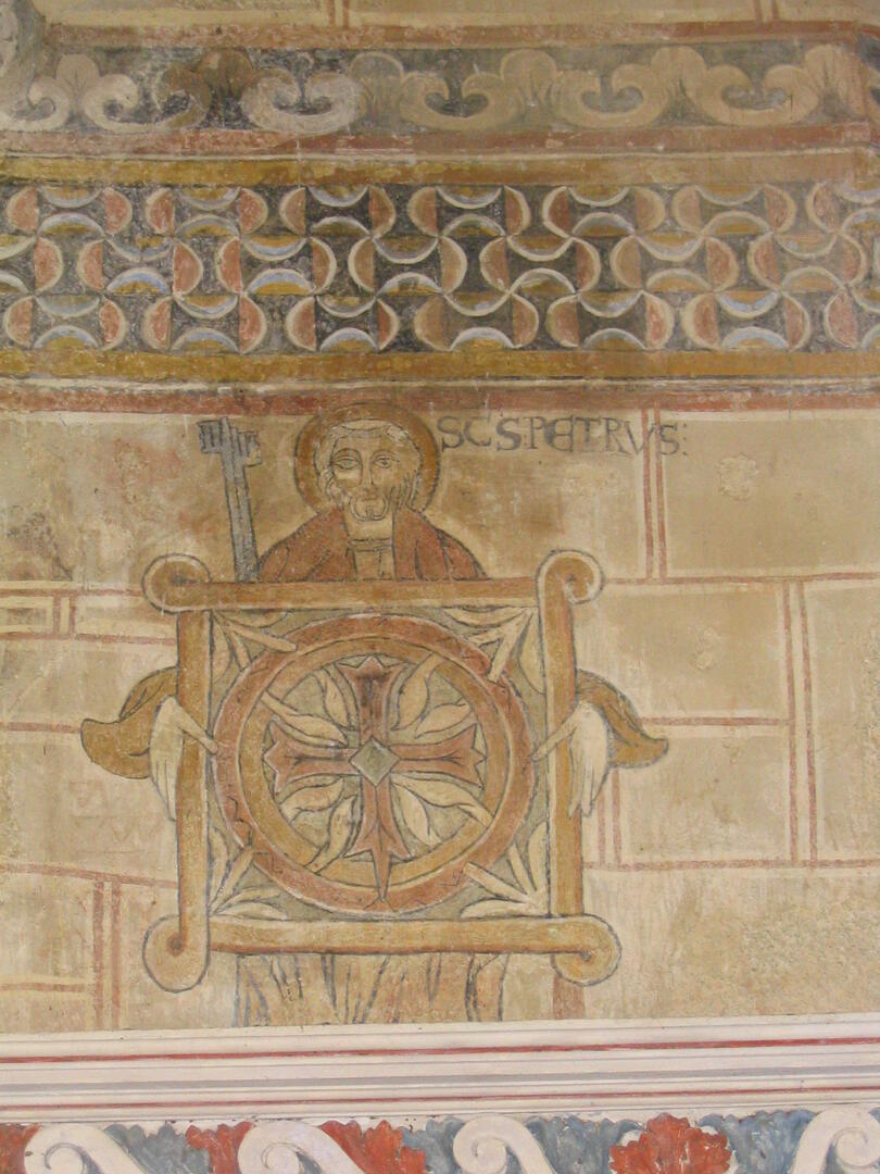 Commanderie de la Croix au Bost Apôtre tenant une croix de consécration