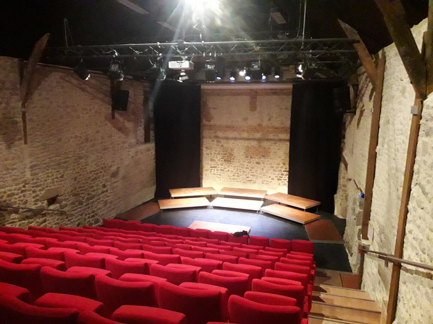 MERINCHAL_Theatre Helios ©Helios