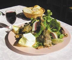 Photo de l'assiette de pays de l'auberge de Lanouaille