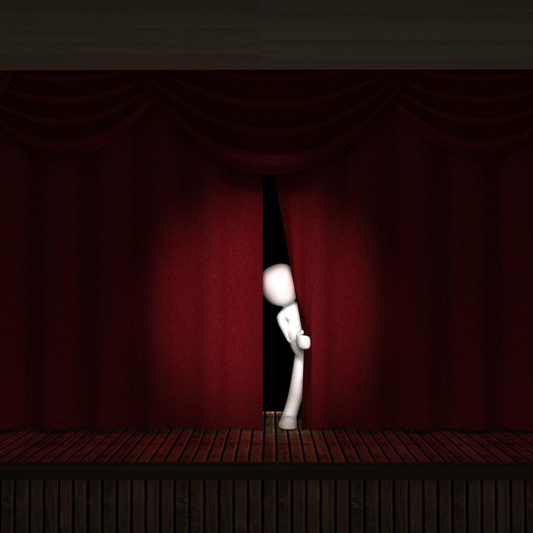 stage-1015653_1280