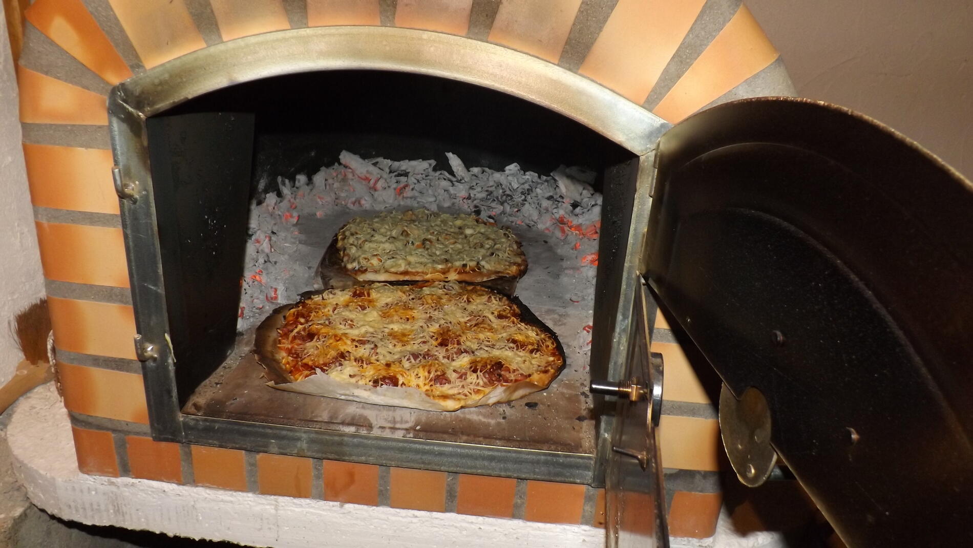 Gite four pizza Louslitges © Remise Gasconne