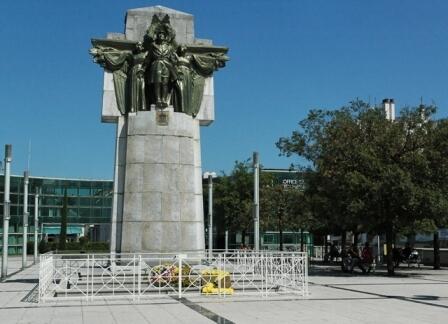 Lourdes Monument aux Morts