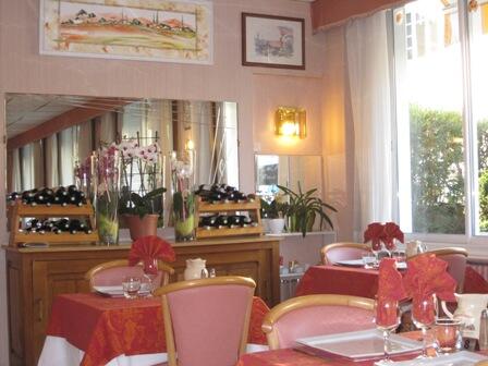 sallederestaurant-hotelrestaurantsoleillevant-argelesgazost-HautesPyrenees.jpg