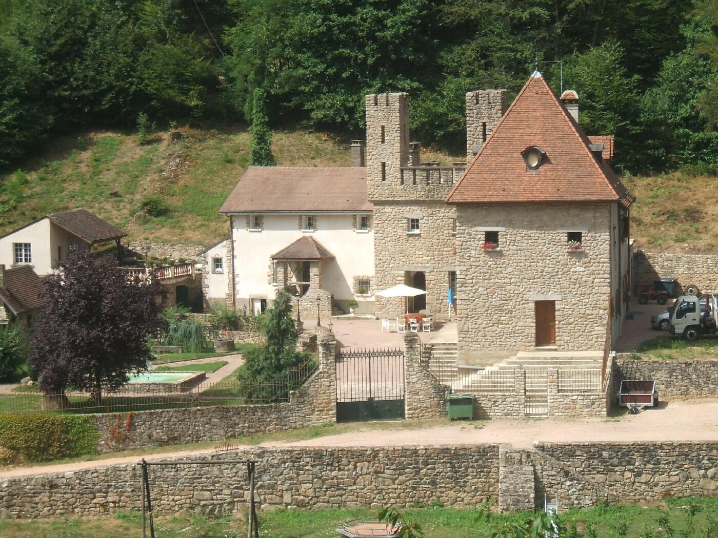 Domaine du bas du chêne meublé et chambres d'hôtes