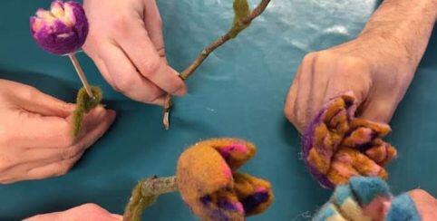 Atelier "Fleurs magiques" à l'Asinerie du bois gamats