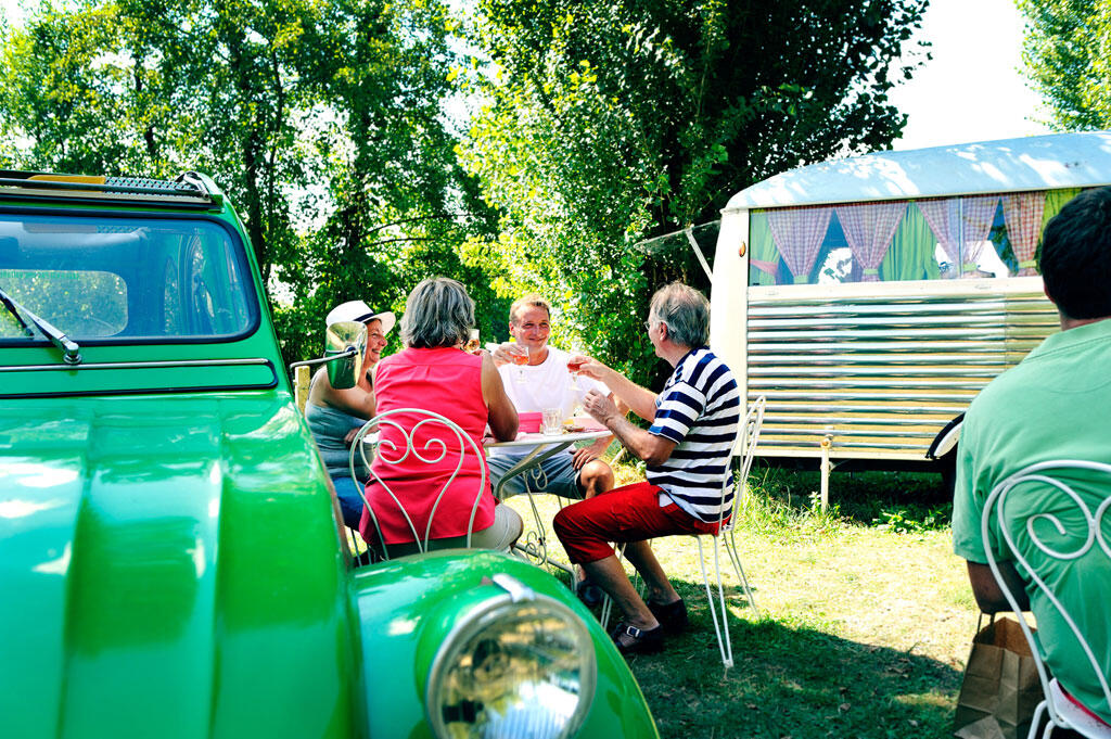 2 CV- Suzette